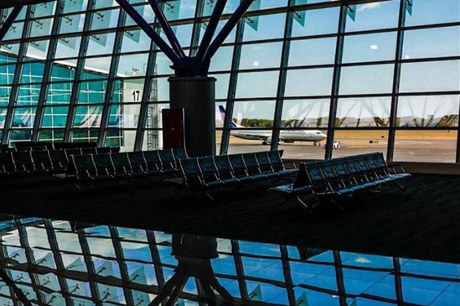 Aeropuerto Internacional El Salvador